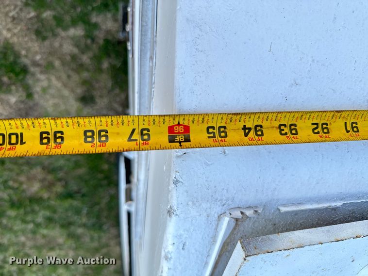 image for item ND9053 2006 International   4300 bucket truck