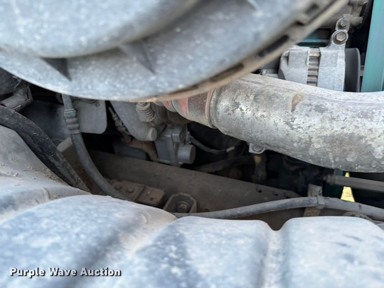 image for item ND9053 2006 International   4300 bucket truck