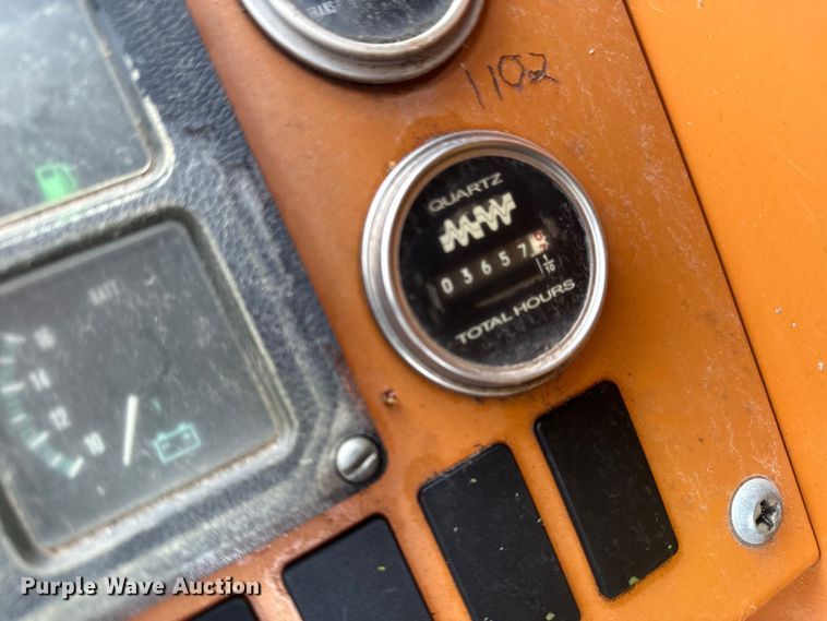 image for item NF9435 Lull 644B-37 telehandler