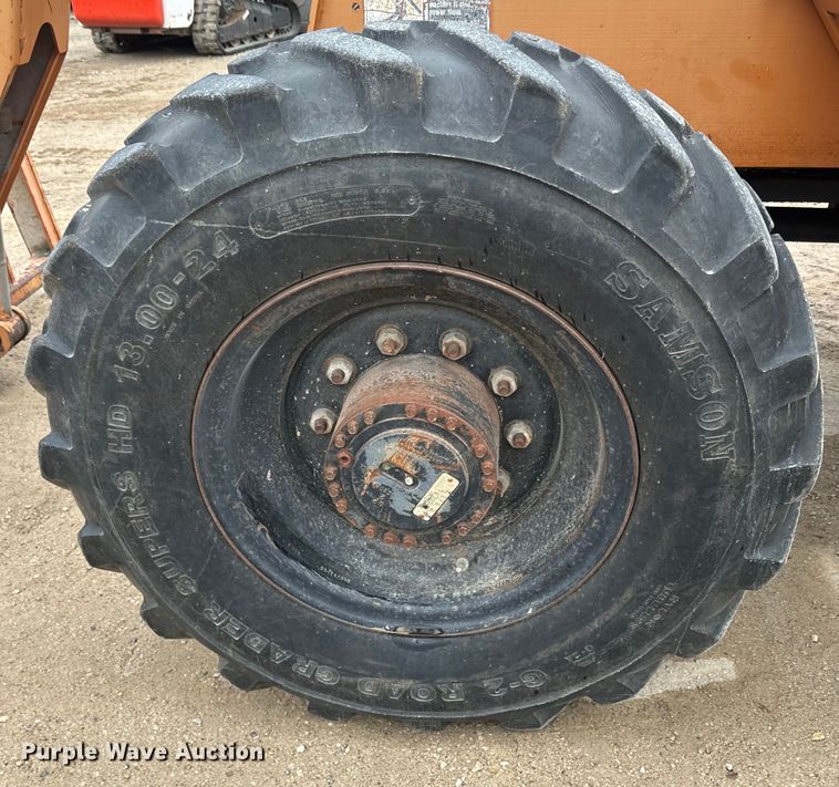 image for item NF9435 Lull 644B-37 telehandler