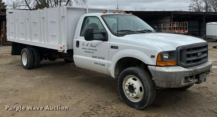 image for item NF9436 2000 Ford F550 Super Duty dump truck