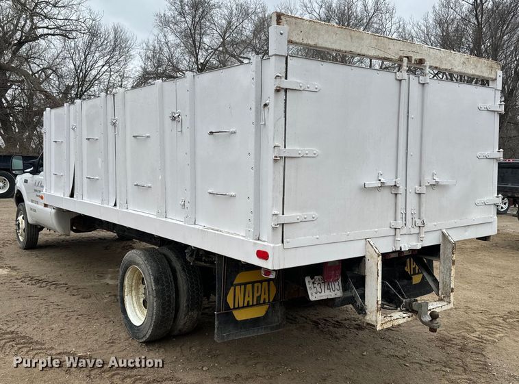 image for item NF9436 2000 Ford F550 Super Duty dump truck