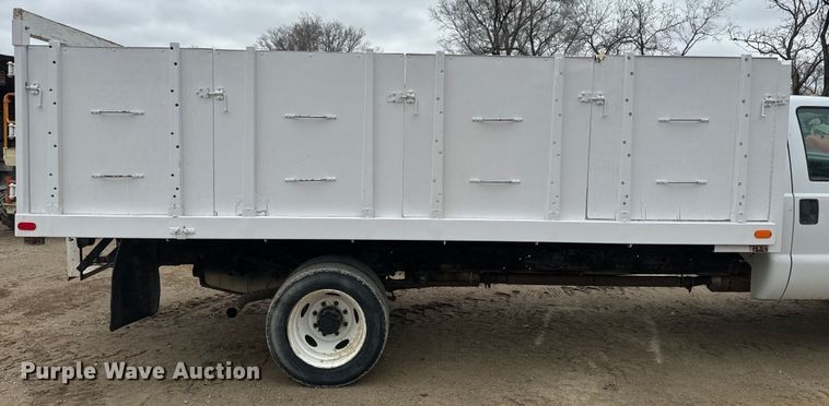 image for item NF9436 2000 Ford F550 Super Duty dump truck