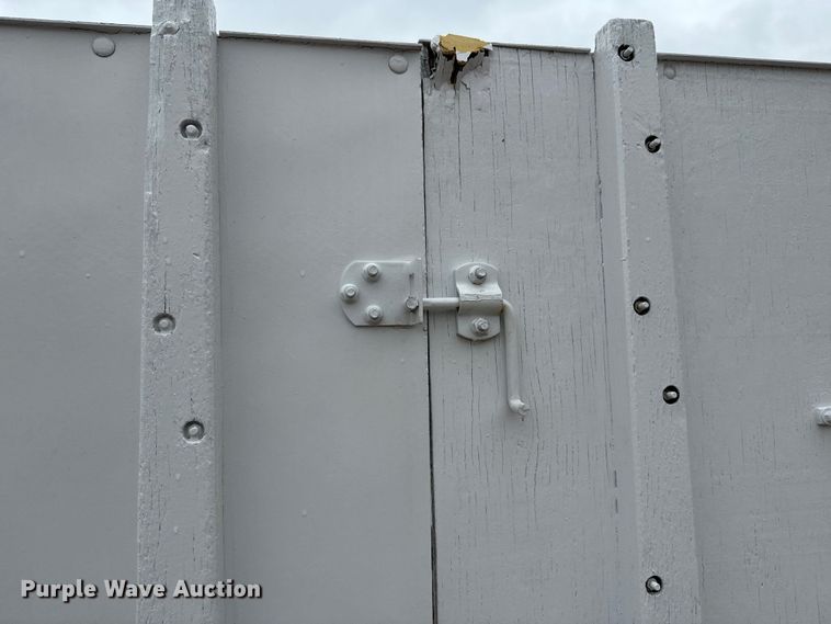 image for item NF9436 2000 Ford F550 Super Duty dump truck