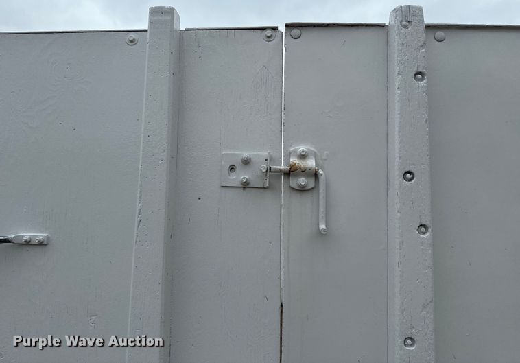 image for item NF9436 2000 Ford F550 Super Duty dump truck