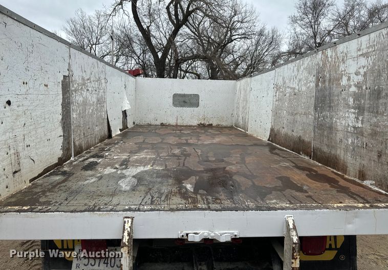 image for item NF9436 2000 Ford F550 Super Duty dump truck