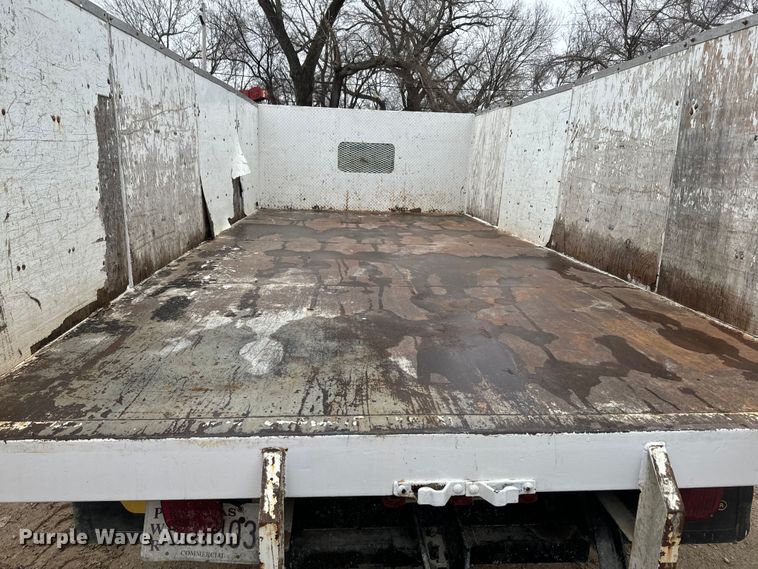 image for item NF9436 2000 Ford F550 Super Duty dump truck