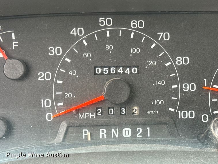 image for item NF9436 2000 Ford F550 Super Duty dump truck