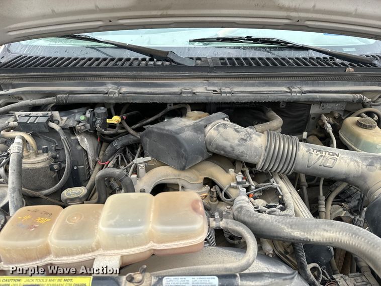 image for item NF9436 2000 Ford F550 Super Duty dump truck