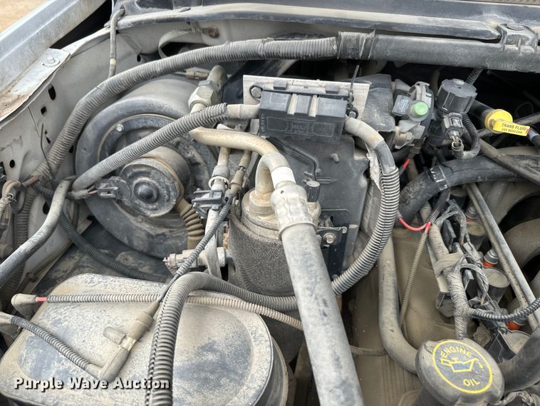 image for item NF9436 2000 Ford F550 Super Duty dump truck