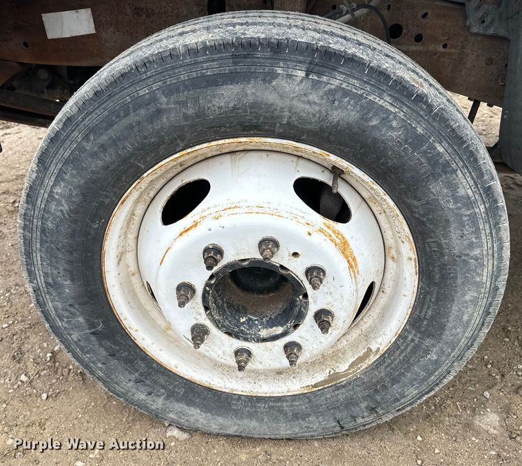 image for item NF9436 2000 Ford F550 Super Duty dump truck