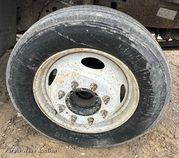 image for item NF9436 2000 Ford F550 Super Duty dump truck