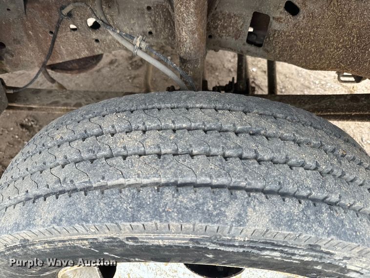 image for item NF9436 2000 Ford F550 Super Duty dump truck