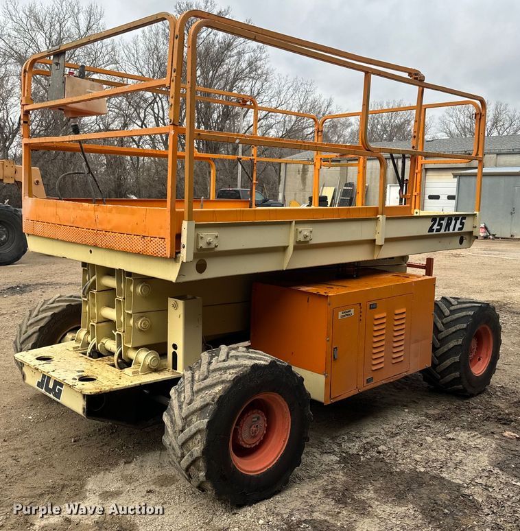 image for item NF9437 1998 JLG 25RTS scissor lift