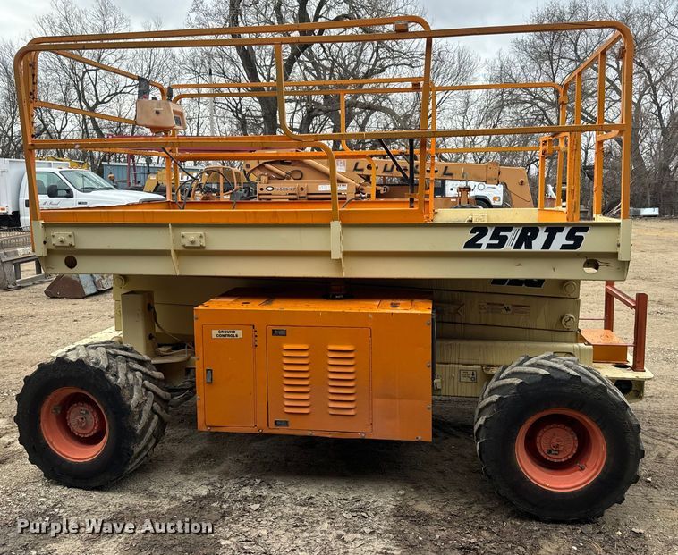 image for item NF9437 1998 JLG 25RTS scissor lift