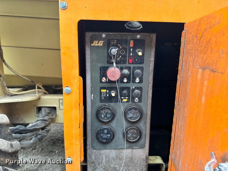 image for item NF9437 1998 JLG 25RTS scissor lift