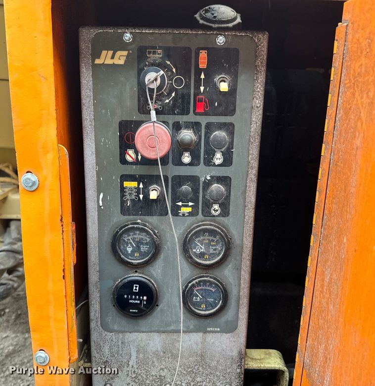 image for item NF9437 1998 JLG 25RTS scissor lift