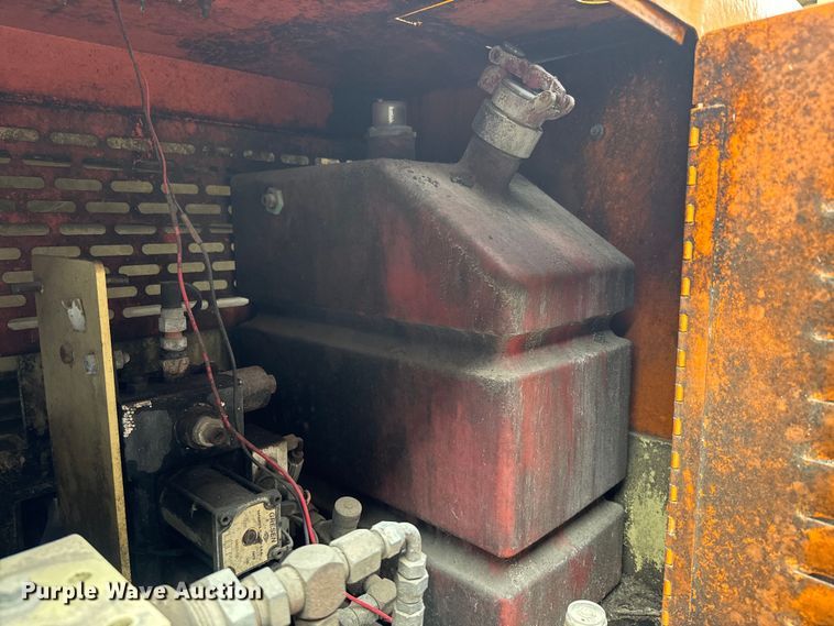 image for item NF9437 1998 JLG 25RTS scissor lift