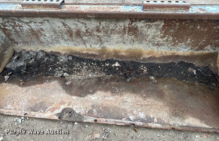 image for item NF9438 skid steer bucket