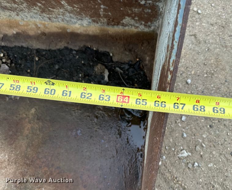 image for item NF9438 skid steer bucket