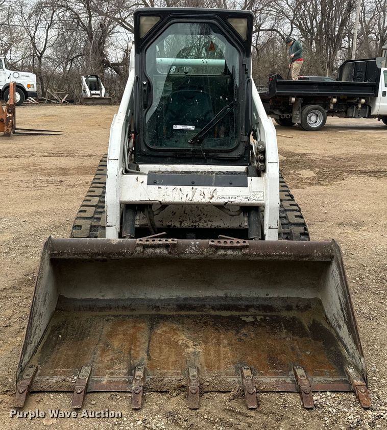 image for item NF9439 2009 Bobcat T190 tracked skid steer loader
