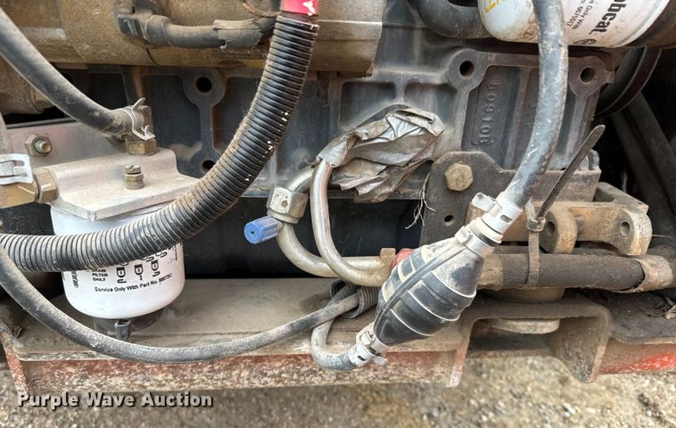 image for item NF9439 2009 Bobcat T190 tracked skid steer loader