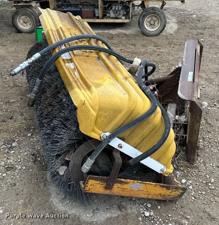 image for item NF9440 skid steer broom