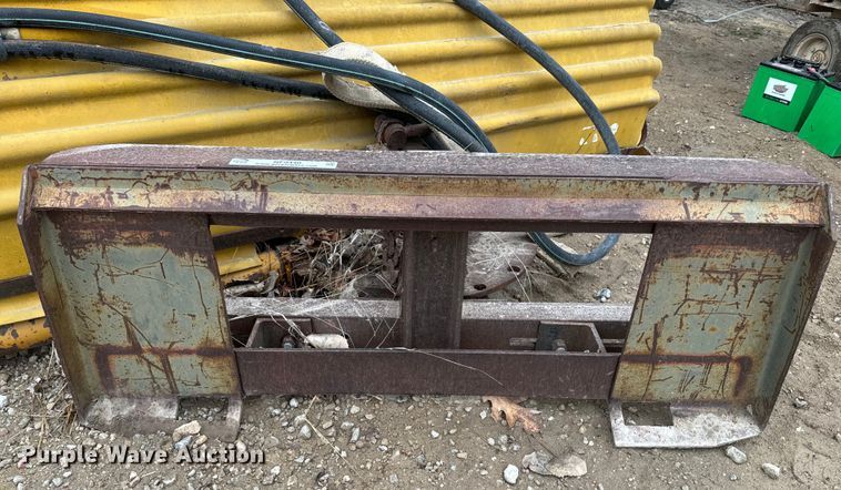 image for item NF9440 skid steer broom