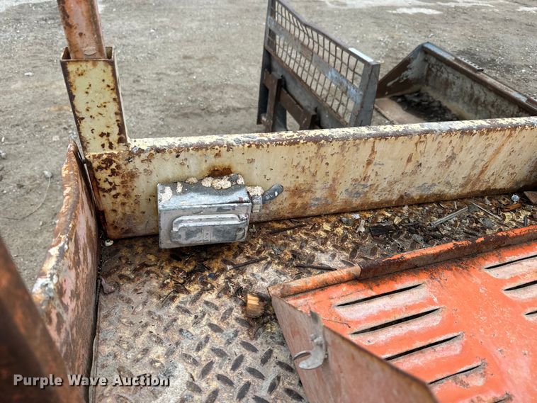 image for item NF9441 JLG CM-2558 scissor lift