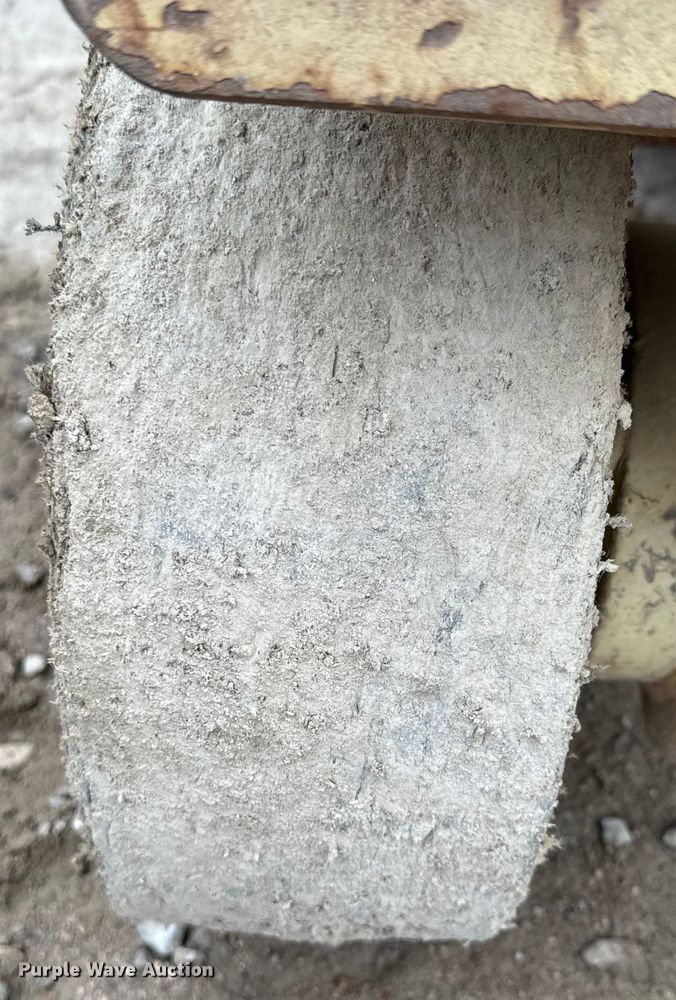 image for item NF9441 JLG CM-2558 scissor lift