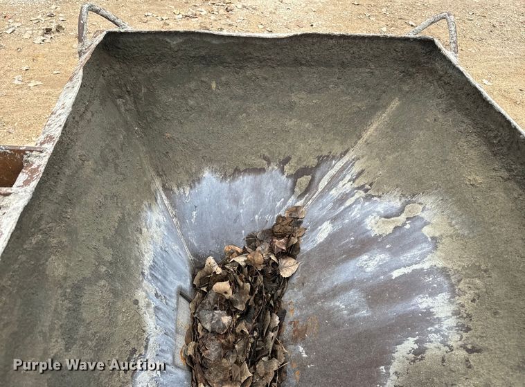 image for item NF9442 Concrete bucket