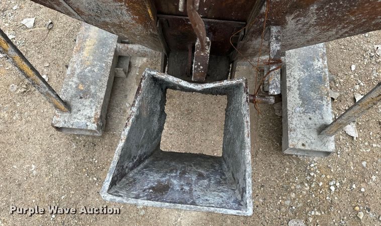 image for item NF9442 Concrete bucket