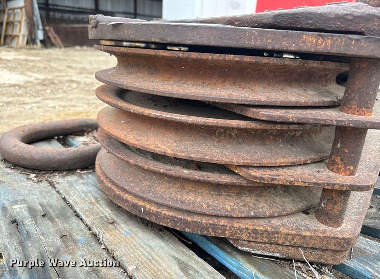 image for item NF9443 DRH Johnson  crane block