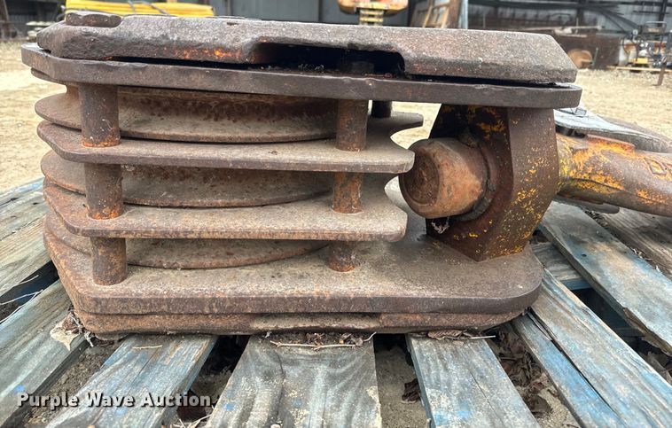 image for item NF9443 DRH Johnson  crane block