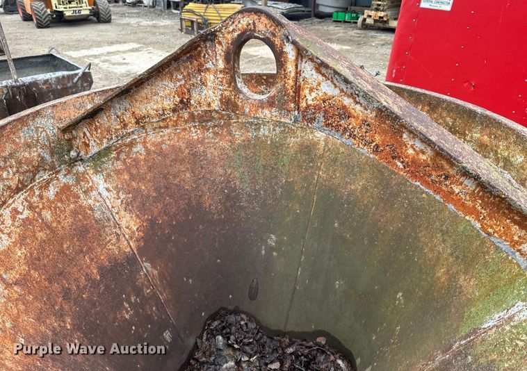 image for item NF9444 Concrete bucket