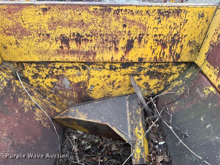 image for item NF9445 Concrete hopper