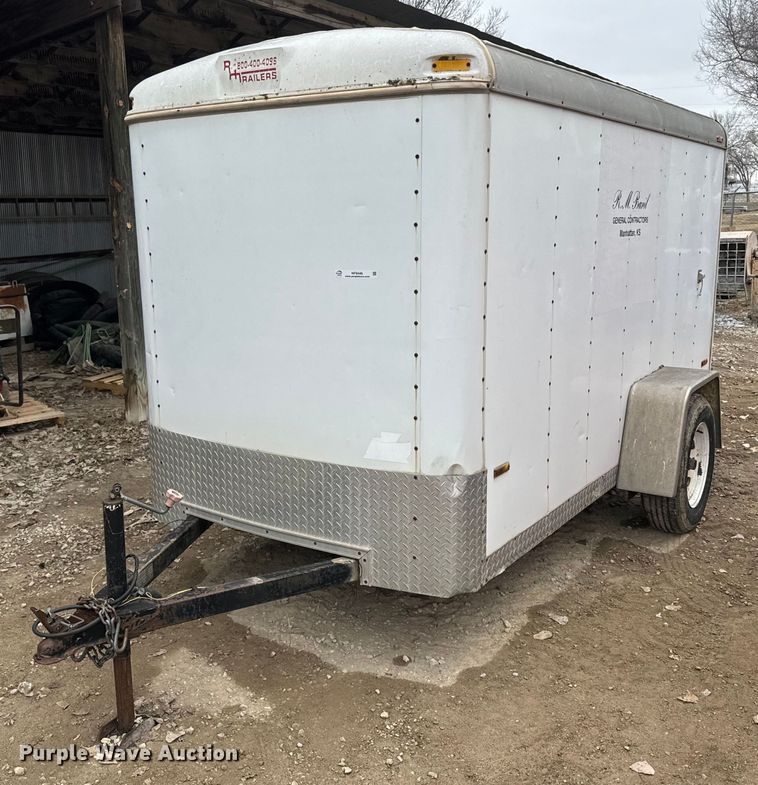 image for item NF9446 2000 Doolittle enclosed cargo trailer
