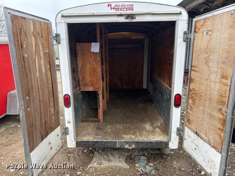 image for item NF9446 2000 Doolittle enclosed cargo trailer