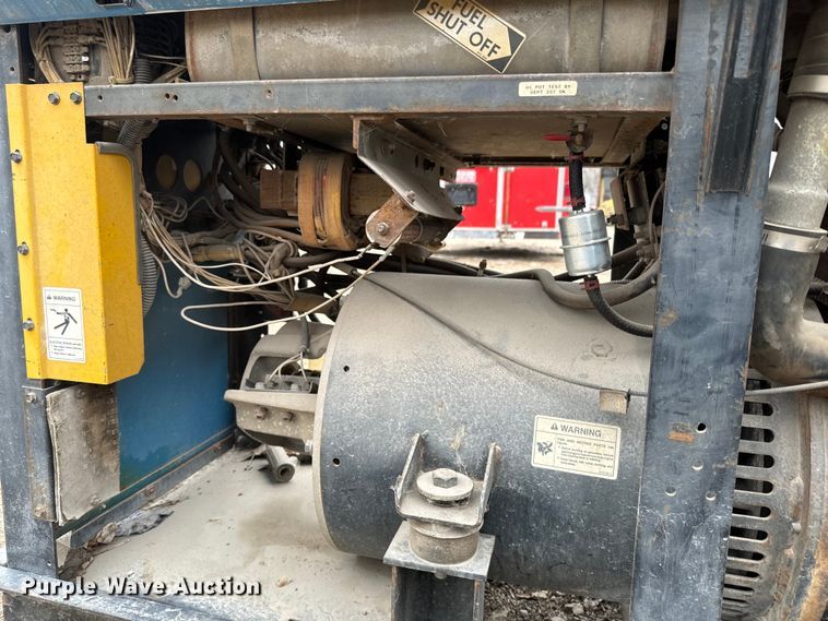 image for item NF9450 Miller Big 40G welder