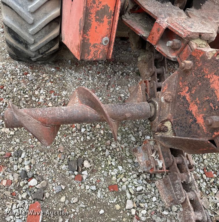 image for item NF9451 1979 Ditch Witch R65 trencher