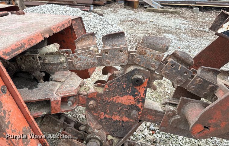 image for item NF9451 1979 Ditch Witch R65 trencher