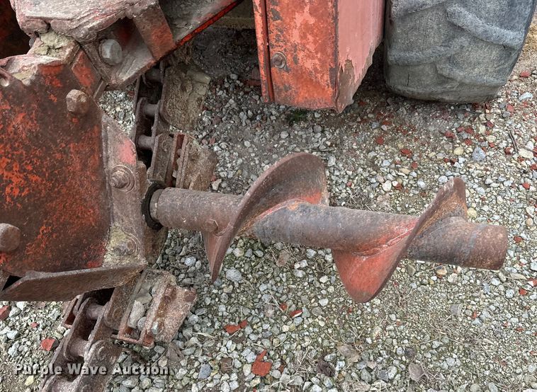 image for item NF9451 1979 Ditch Witch R65 trencher