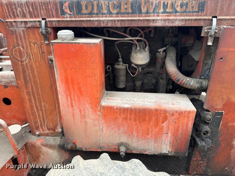 image for item NF9451 1979 Ditch Witch R65 trencher