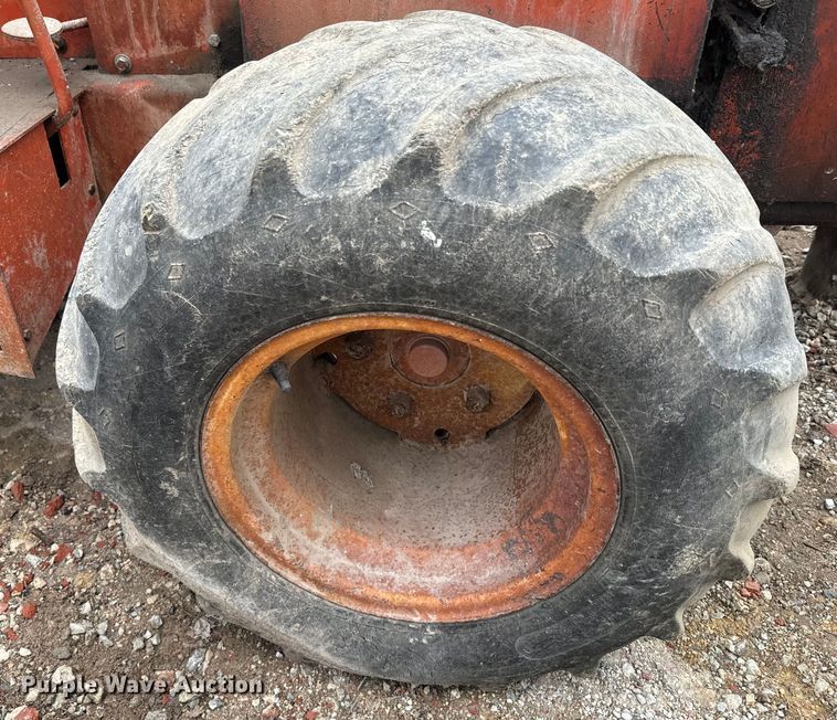 image for item NF9451 1979 Ditch Witch R65 trencher