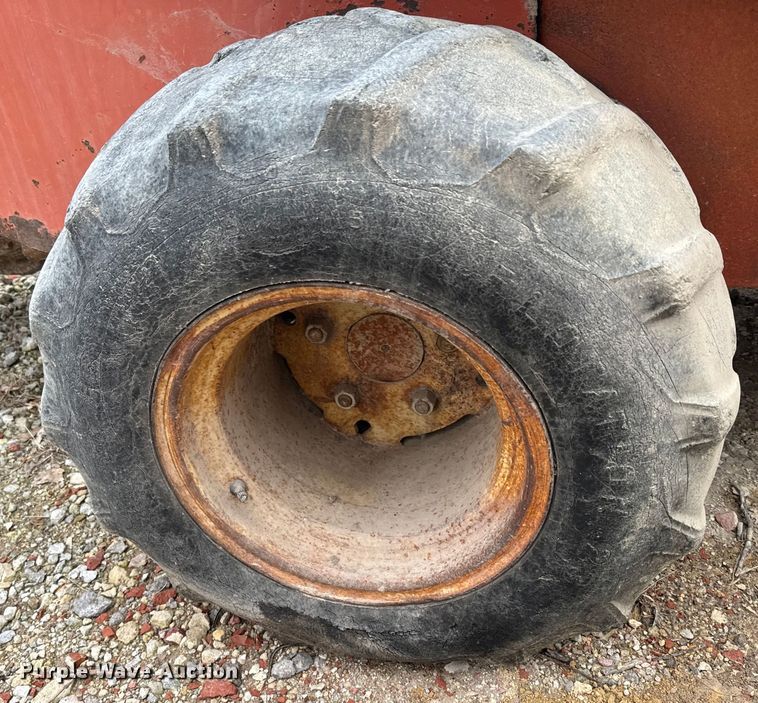 image for item NF9451 1979 Ditch Witch R65 trencher