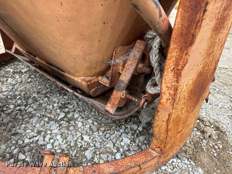 image for item NF9452 Concrete bucket