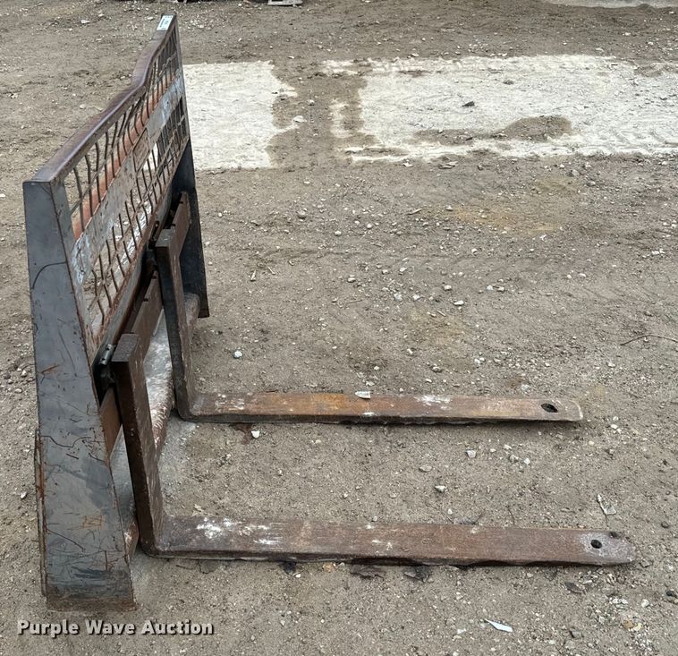 image for item NF9453 Skid steer forks