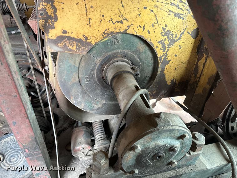 image for item NF9457 1966 Bucyrus Erie 30-B HD crane