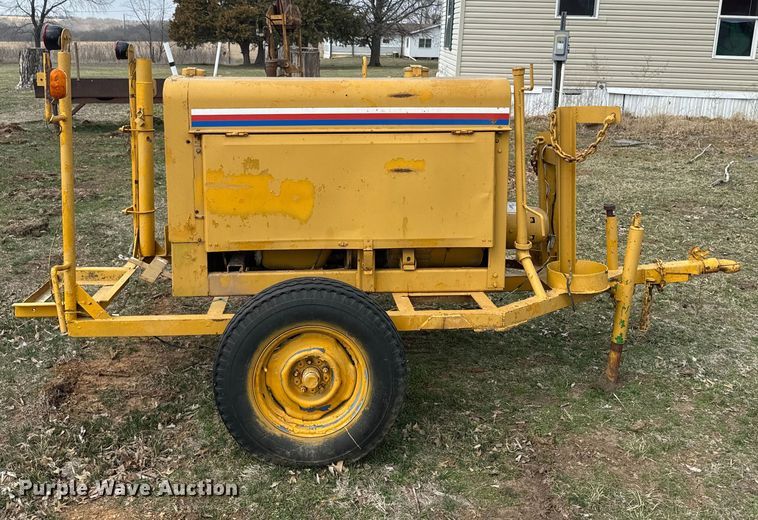 image for item NF9459 Lincoln SA-200 F-163 welder