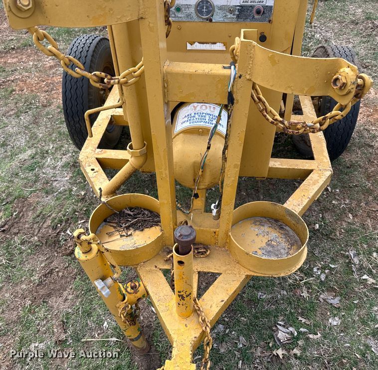 image for item NF9459 Lincoln SA-200 F-163 welder